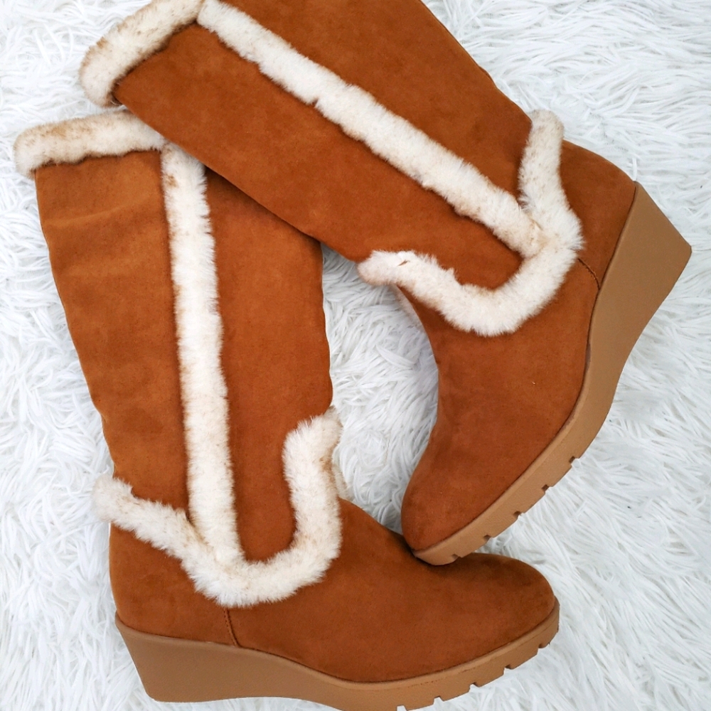 Girl's Sugar Brand Brown Faux Fur Tall Boots sz 4